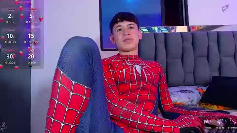 Snapshot of twink_daren chatting on September 12, 5:37 pm Mr Daren online show from September 12, 5:37 pm