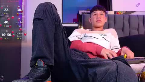 Snapshot of twink_daren chatting on September 11, 5:36 pm Mr Daren online show from September 11, 5:36 pm