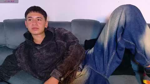 Mr Daren online show from March 9, 6:34 pm