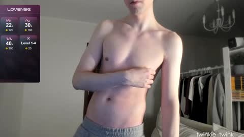 Andy online show from February 9, 1:55 am