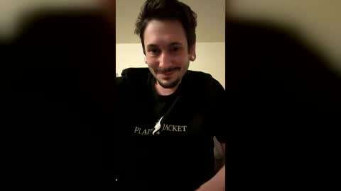 TwinkyMcgee online show from June 19, 6:52 am