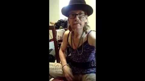 twinkytwacko online show from April 3, 6:59 pm