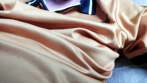 Leslie online show from July 6, 5:37 pm