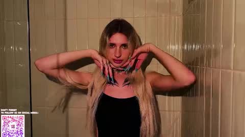 Molly and Nick online show from March 22, 11:09 pm