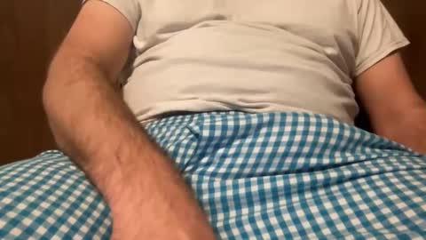 twotoohappy online show from February 12, 6:51 am