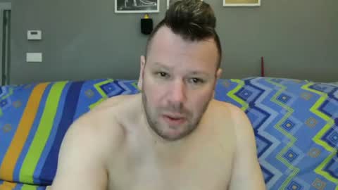 Txan  Chan online show from June 13, 2:55 am