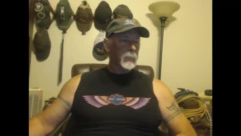 txlobo60 online show from March 19, 12:16 am