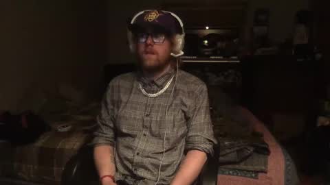 tylahfae online show from December 11, 4:18 am