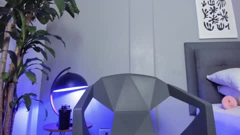 Tyler Fox online show from May 22, 10:49 pm