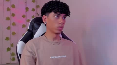 Tyler Garcia  online show from February 20, 3:41 pm