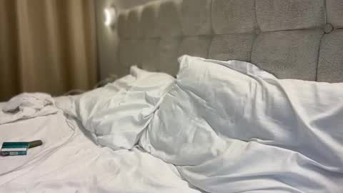 Snapshot of tyler_garrner chatting on September 11, 6:31 pm tyler_garrner online show from September 11, 6:31 pm