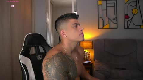 David online show from April 25, 4:37 pm