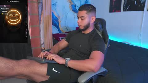 Tyler online show from September 30, 9:25 pm