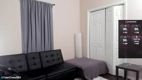 Snapshot of tylerchasexxx chatting on January 29, 9:28 pm Tyler Chase online show from January 29, 9:28 pm