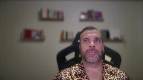 Tyler David online show from July 16, 10:00 pm