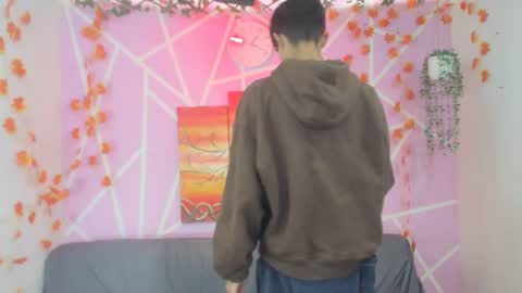 tylerhot2005 online show from November 7, 7:38 pm