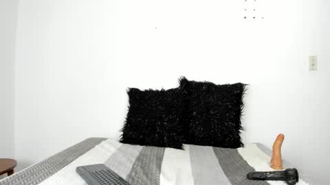 Tylor Martinez online show from November 5, 7:38 pm