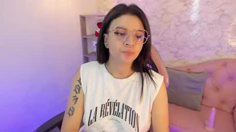 tynasanders online show from July 28, 7:39 pm