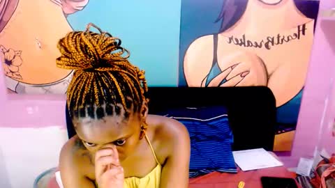 Tyra online show from December 15, 6:37 pm