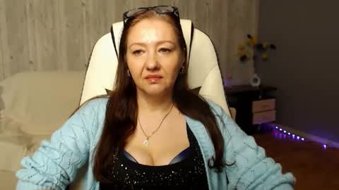 tyramories online show from December 3, 10:12 am