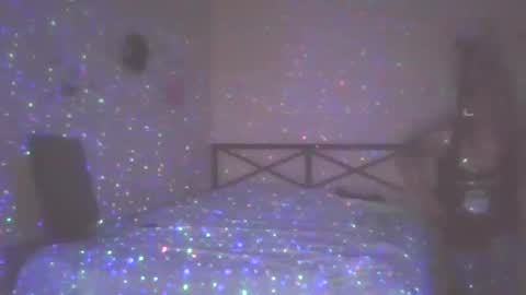 Snapshot of uandme_baby chatting on February 27, 6:35 am Azelia B online show from February 27, 6:35 am