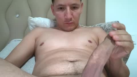 uchiha0786 online show from July 4, 10:08 am