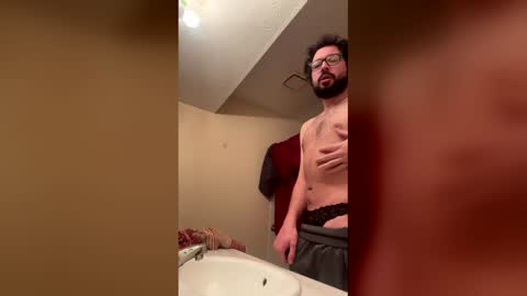 uglyyboyy999 online show from February 28, 9:57 am