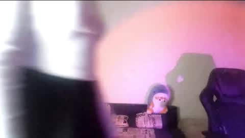 Vickie online show from October 29, 3:14 pm