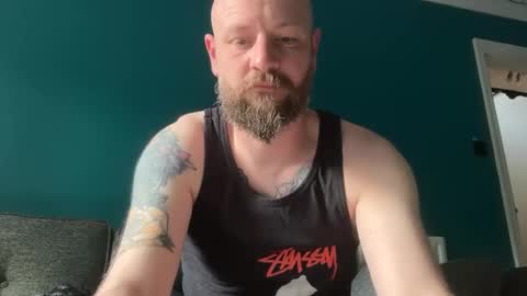 ukgooner87 online show from June 9, 7:02 pm