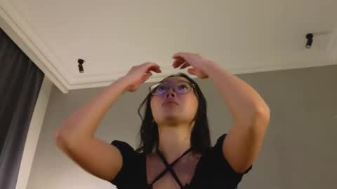 Naomi online show from October 28, 1:56 pm