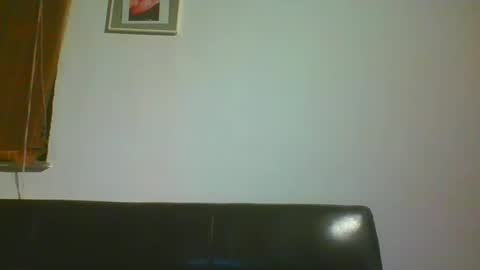 Snapshot of ulmeni4 chatting on January 3, 6:57 pm ulmeni4 online show from January 3, 6:57 pm