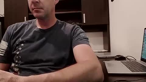 Snapshot of ultratac1 chatting on October 23, 2:35 am Ultra online show from October 23, 2:35 am