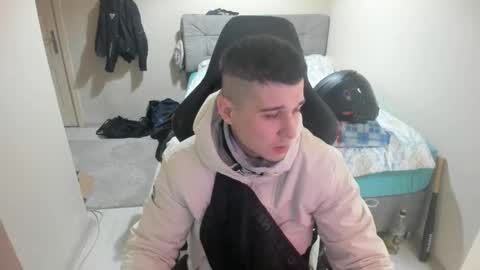 Snapshot of ulxer chatting on March 8, 8:35 pm hi im mike tyson - online show from March 8, 8:35 pm