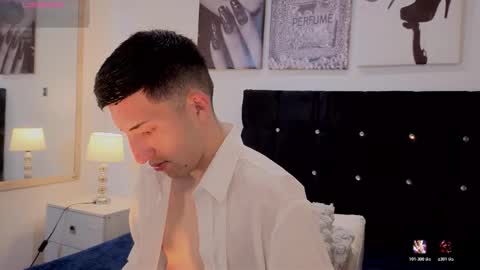 un_sluttyy online show from March 21, 11:15 am