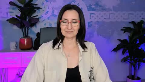 UnaTera online show from November 14, 9:22 am