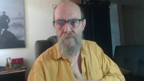 Uncle Hottie online show from July 6, 5:48 pm