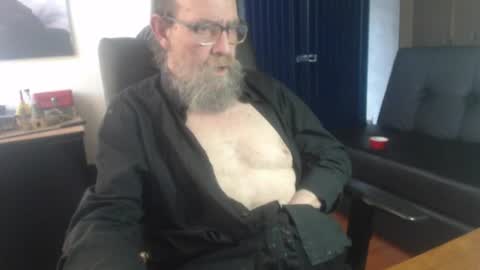 Uncle Hottie online show from July 28, 9:14 pm