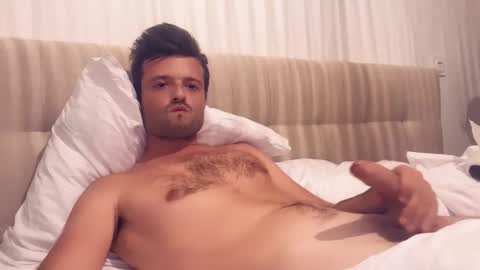 uncut_dick123455 online show from November 3, 7:37 pm