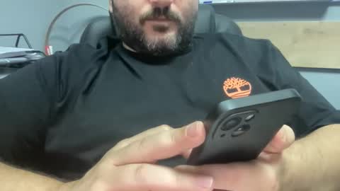 uncutdude321 online show from September 16, 1:35 pm