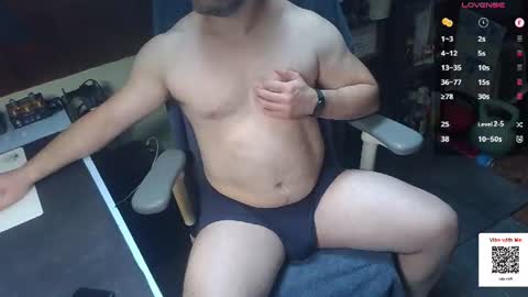 Under the desk online show from June 14, 1:13 pm