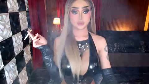 QUEEN RUBY online show from July 9, 7:23 am