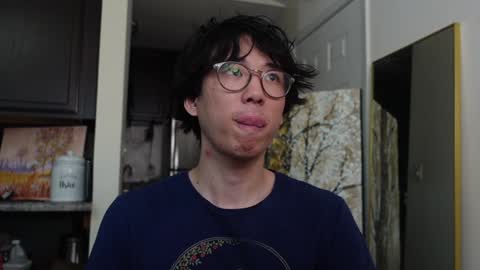 wang online show from December 9, 7:39 pm