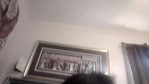 Karamel uniquenezz online show from December 18, 5:52 pm