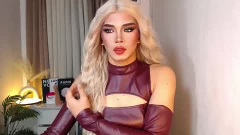 Miss Andrea online show from January 7, 6:57 pm