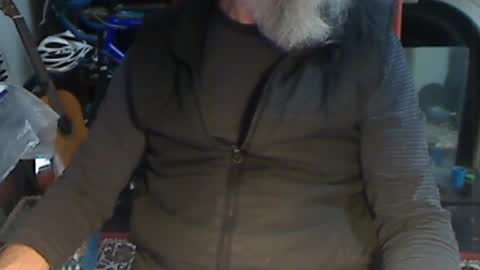 Freddie online show from June 4, 3:01 am