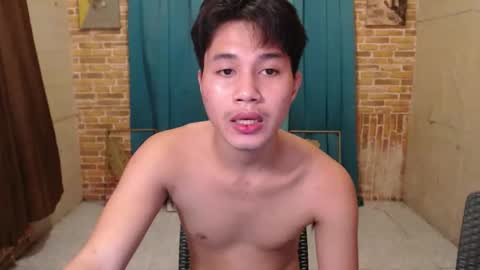 ur_boy_mark online show from November 3, 8:59 am