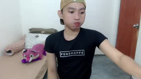ur_joshuahotnotch online show from August 3, 9:48 am