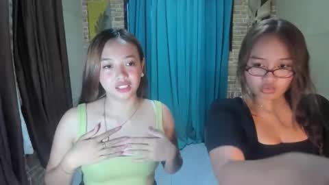 ur_naugthy_rose online show from June 8, 8:26 am