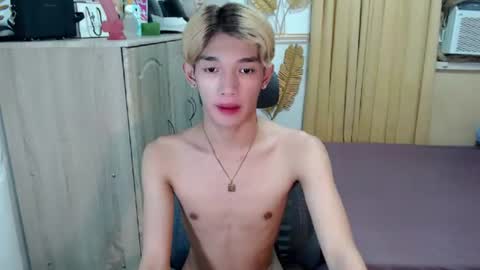 urasian_john20 online show from July 1, 9:51 am