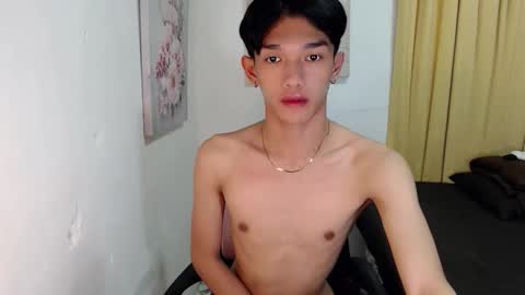 urasian_john20 online show from November 2, 6:30 pm